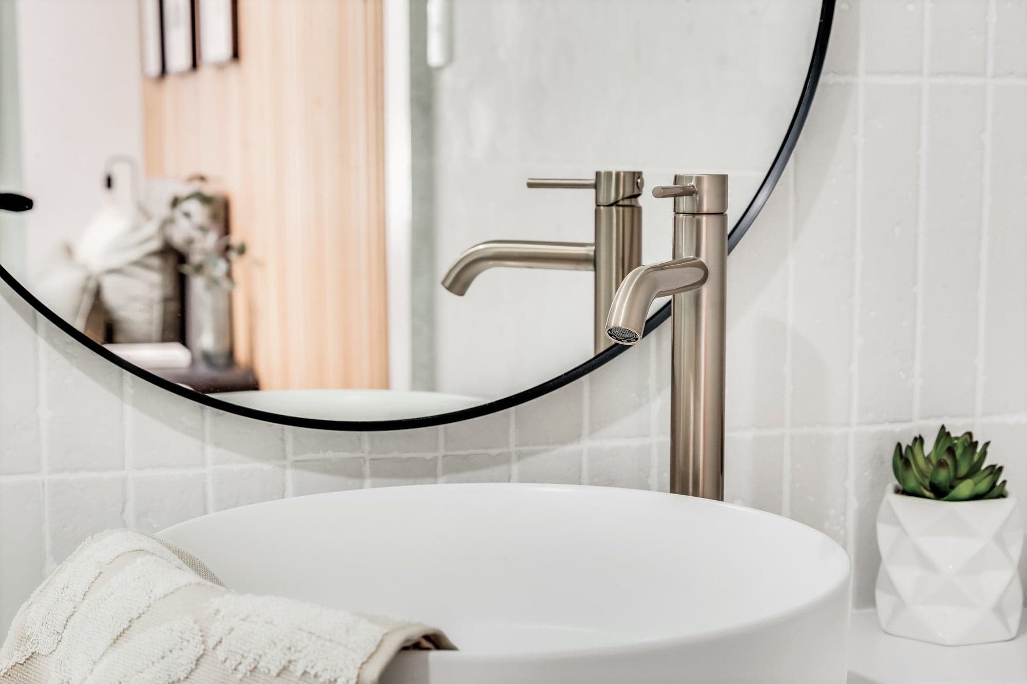 Round Tall Basin Mixer Curved - Champagne thumbnail 6