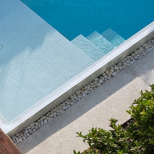 Bianco Crystal Glass Mosaic 25mm x 25mm