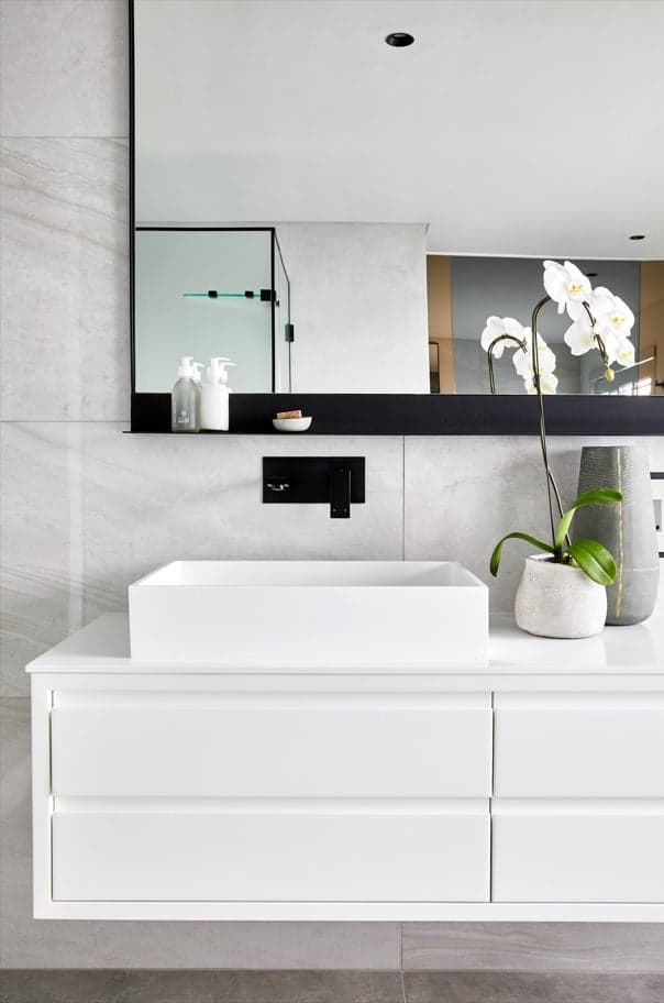 Square Wall Basin Mixer and Spout - Matte Black thumbnail 5