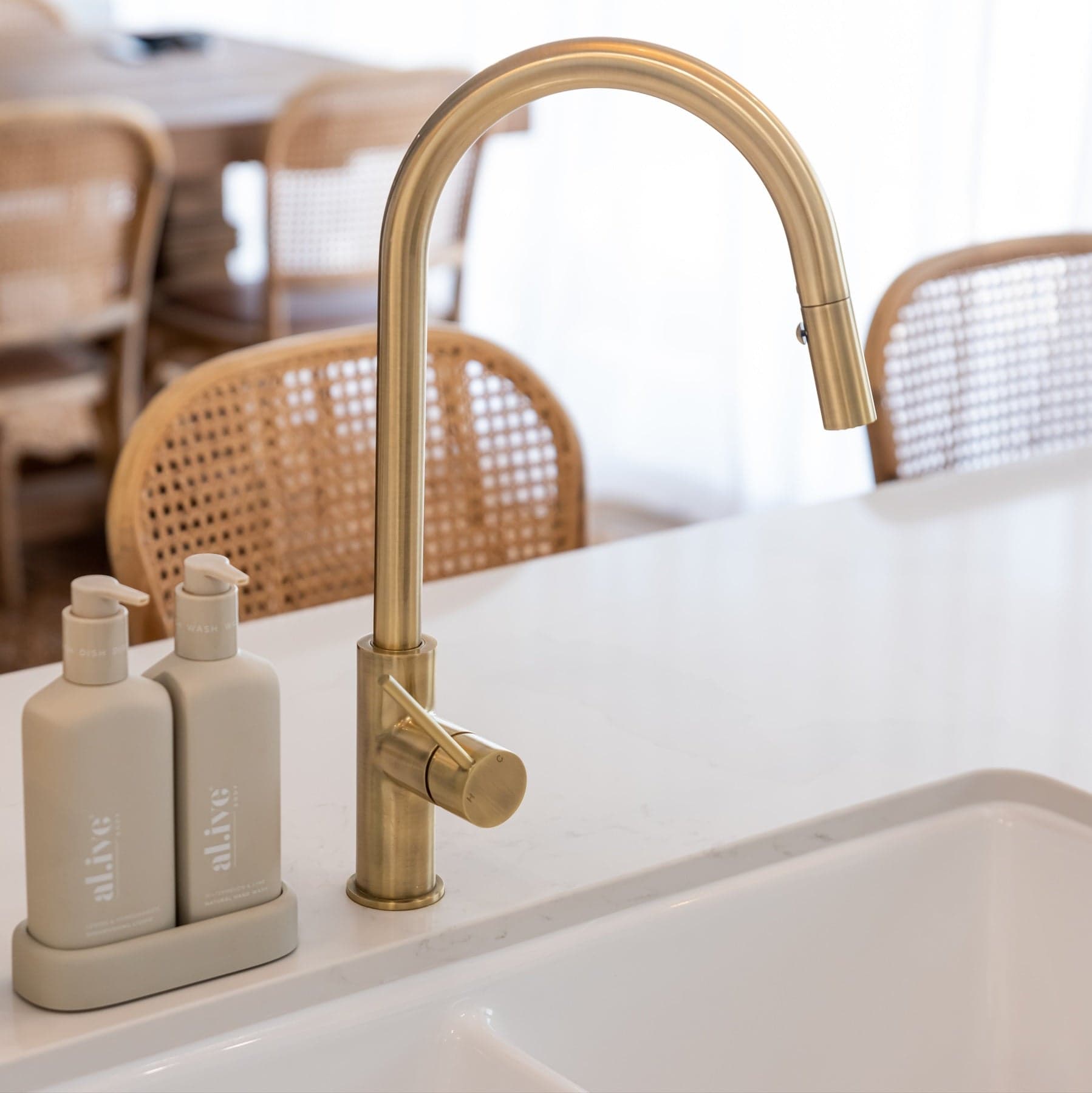 Round Piccola Pull Out Kitchen Mixer Tap - PVD Tiger Bronze thumbnail 7