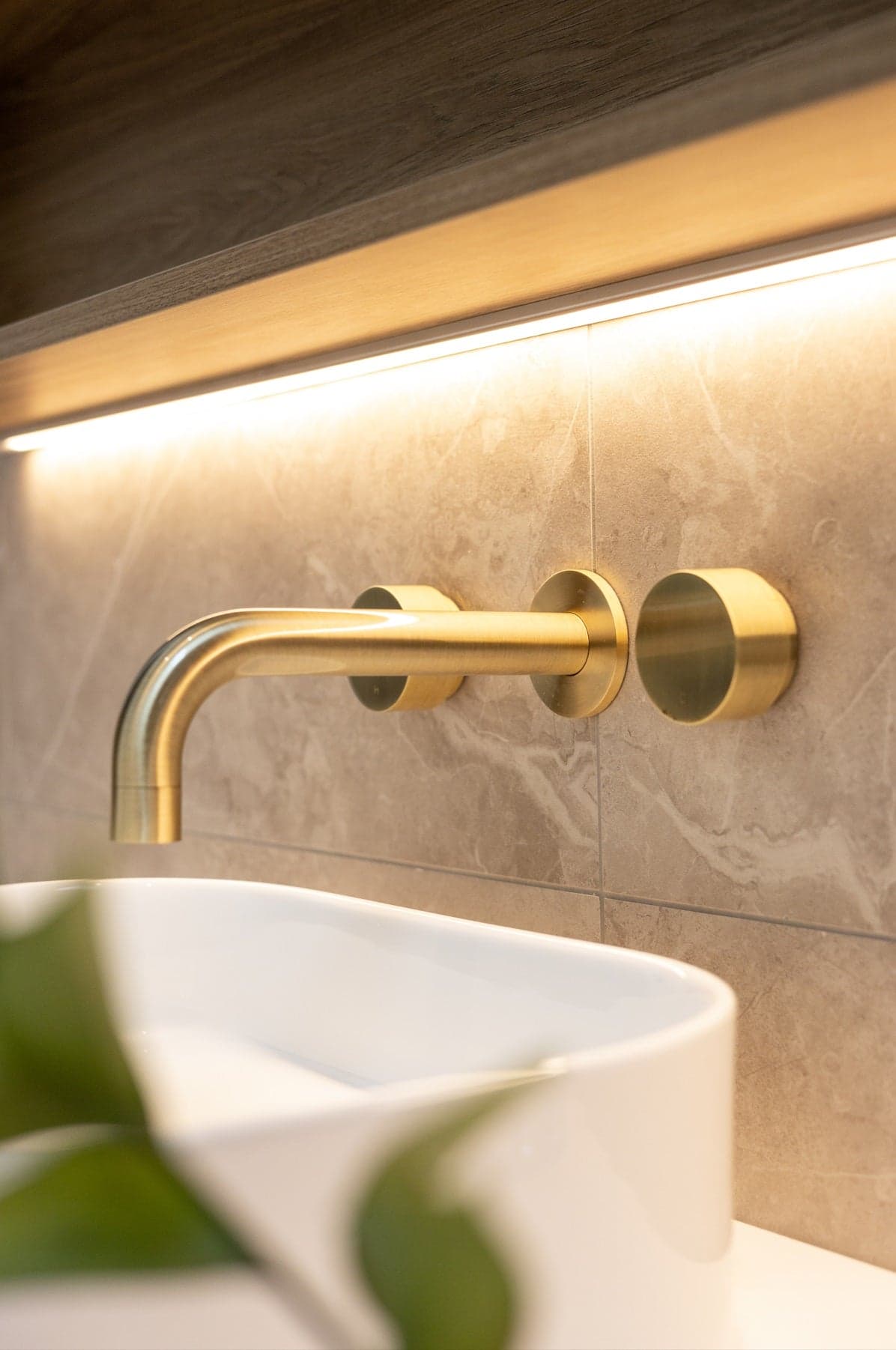 Circular Wall Taps - PVD Tiger Bronze thumbnail 5
