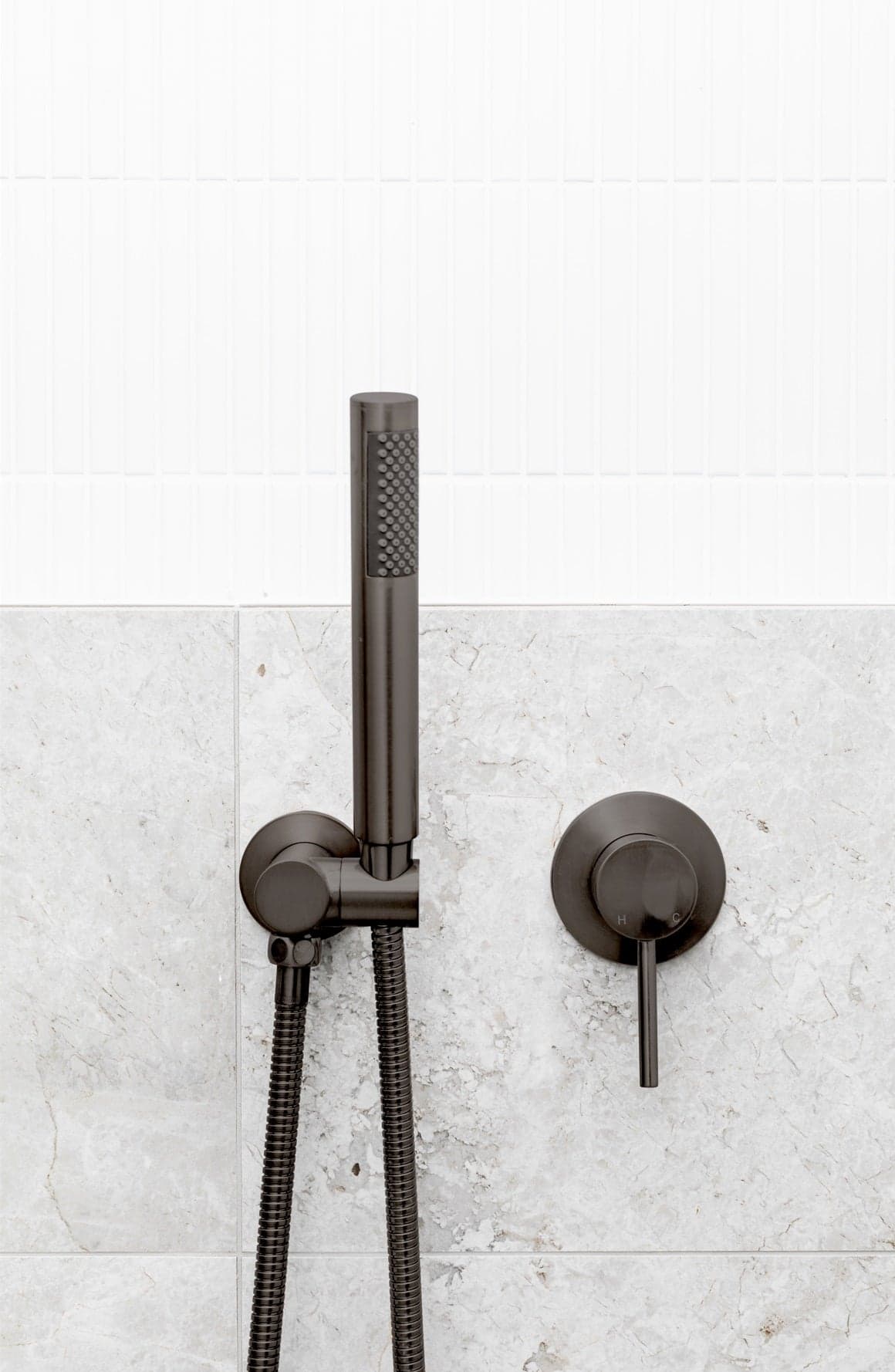 Round Shower on Swivel Bracket - Shadow Gunmetal thumbnail 4