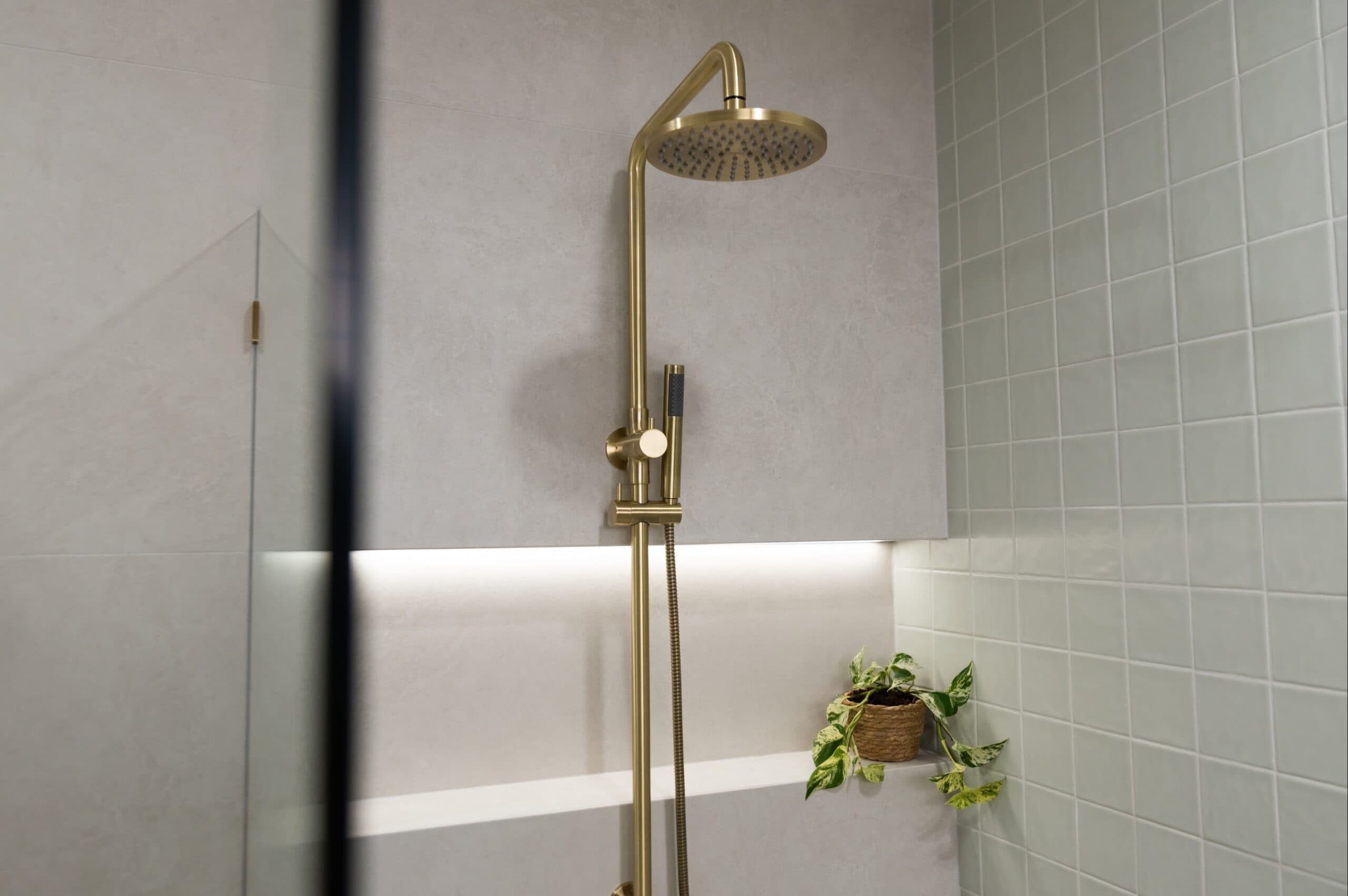 Round Combination Shower Rail, 200mm Rose, Single Function Hand Shower - PVD Tiger Bronze thumbnail 5