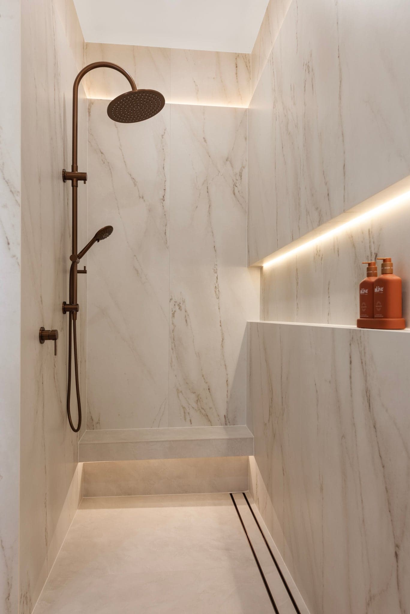 Round Gooseneck Shower Set with 300mm rose, Three-Function Hand Shower- Lustre Bronze thumbnail 5