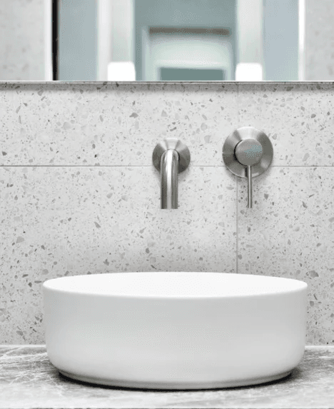 Round Hand Shower Three-Function - PVD Brushed Nickel thumbnail 5