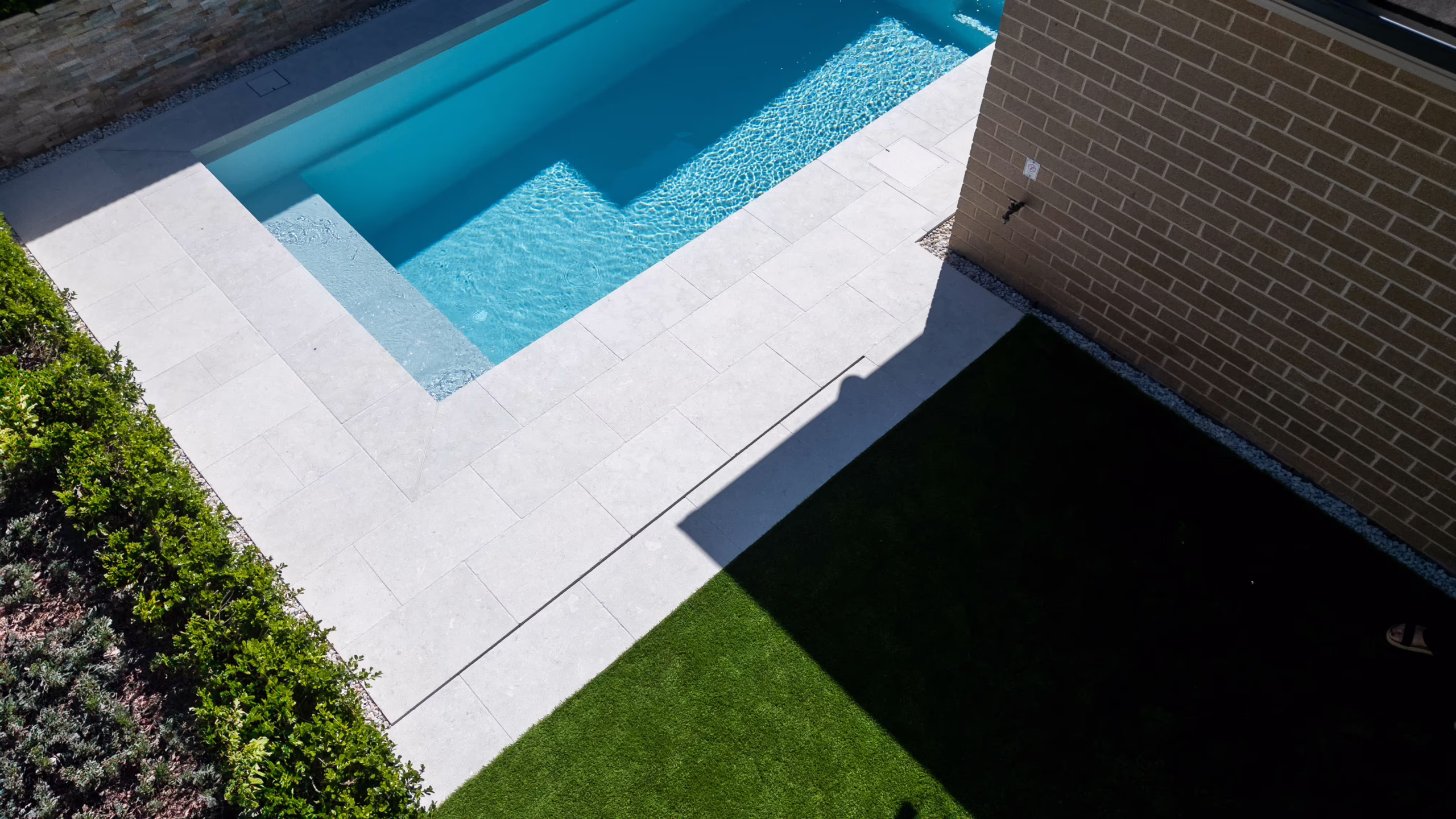 Outdoor Paver - Willow Limestone thumbnail 4