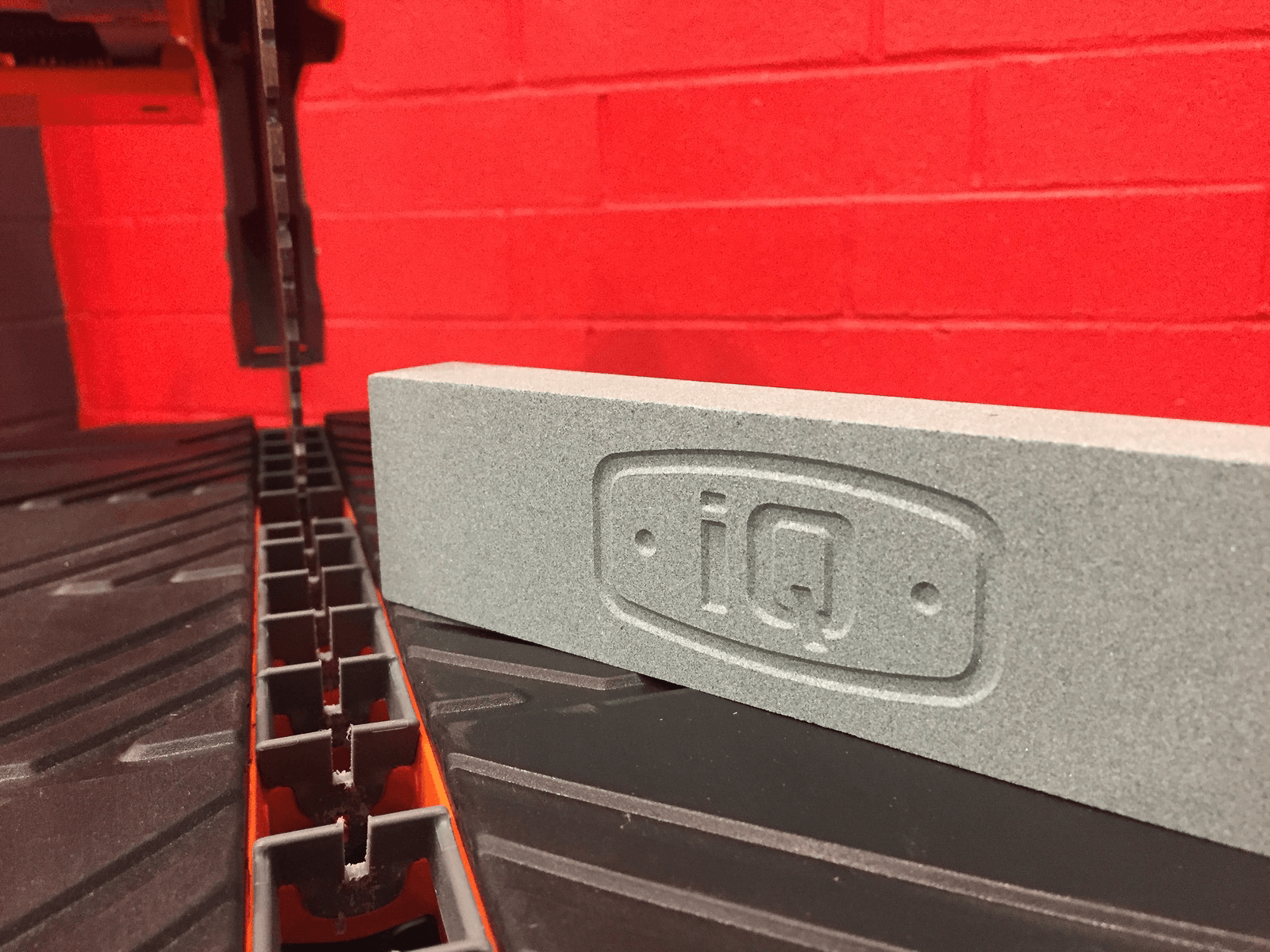 IQ Dressing Stone for Tile Blades — view 1