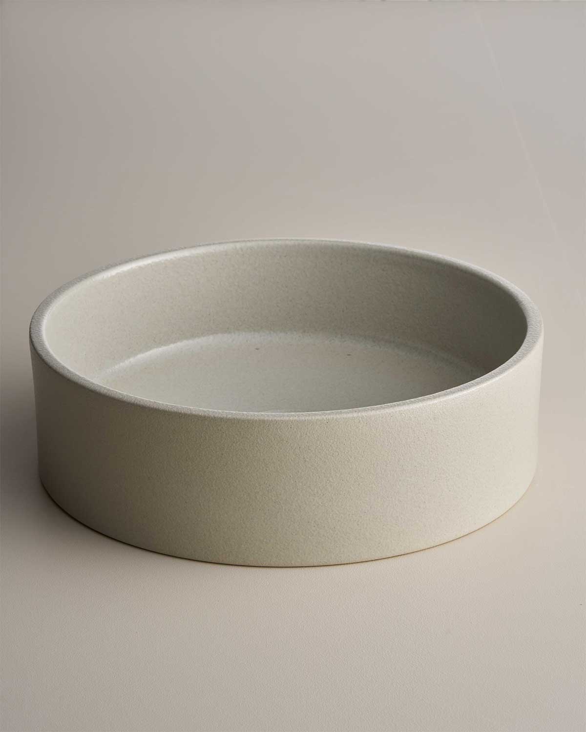 Robert Gordon Clay 400 Round Hand Basin